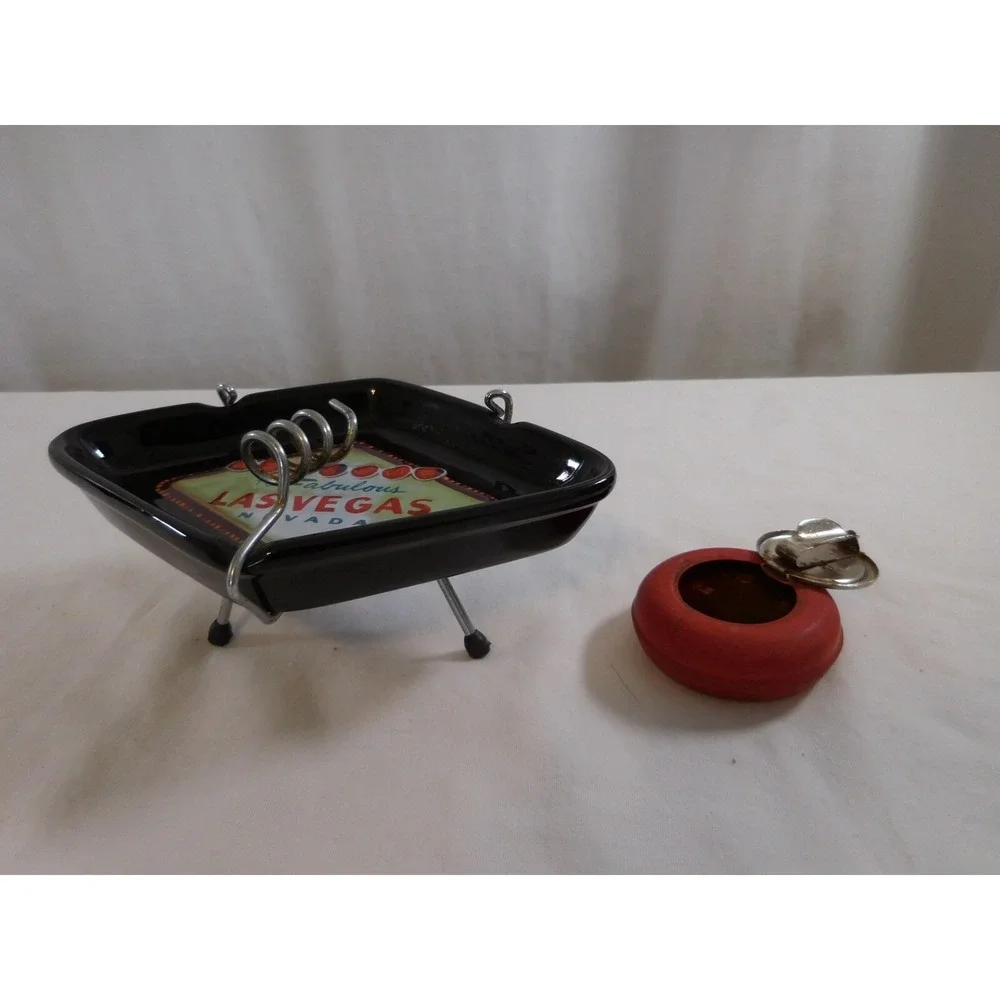 Vintage Ashtray Black Diamond Welcome to Fabulous Las Vegas + Round metal Ashtra